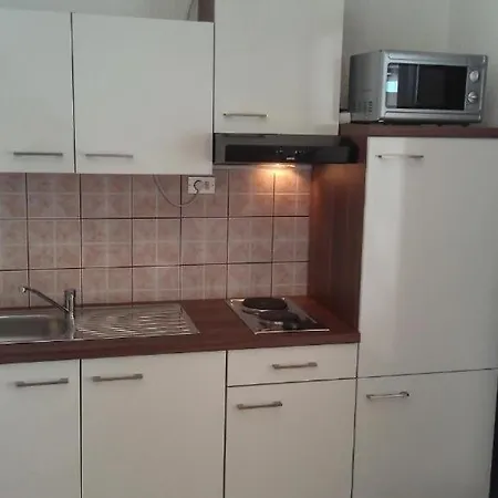 Mali Delfin Apartment Sveti Juraj Exterior photo