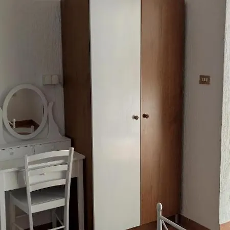 Mali Delfin Apartment Sveti Juraj Exterior photo