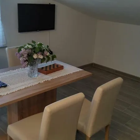 Mali Delfin Apartment Sveti Juraj Exterior photo