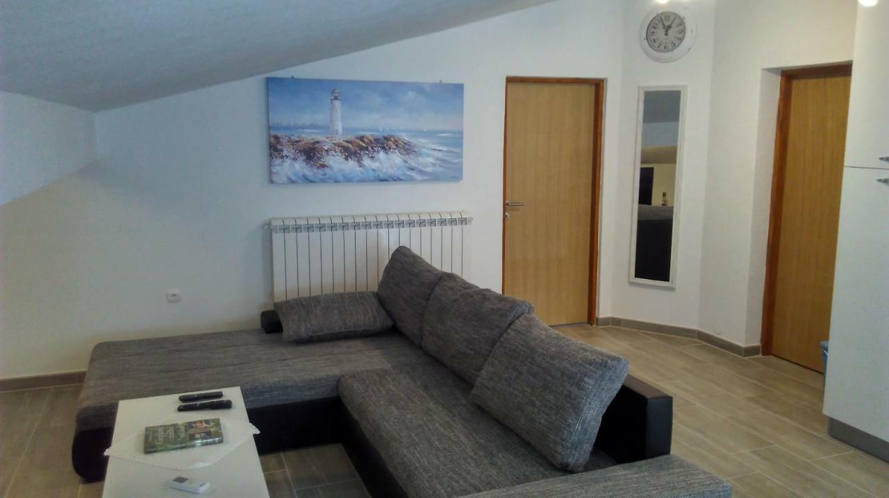 Apartment Mali Delfin Sveti Juraj