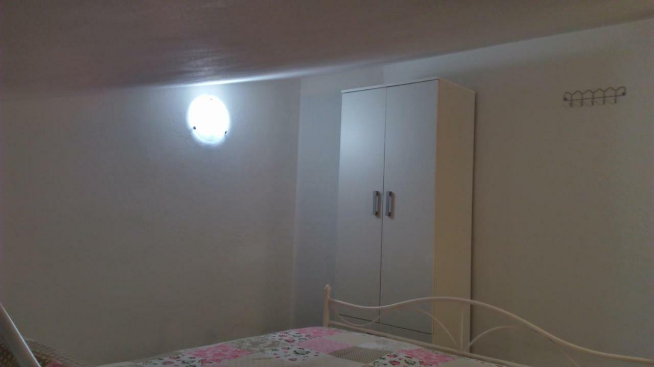 Mali Delfin Apartment Sveti Juraj
