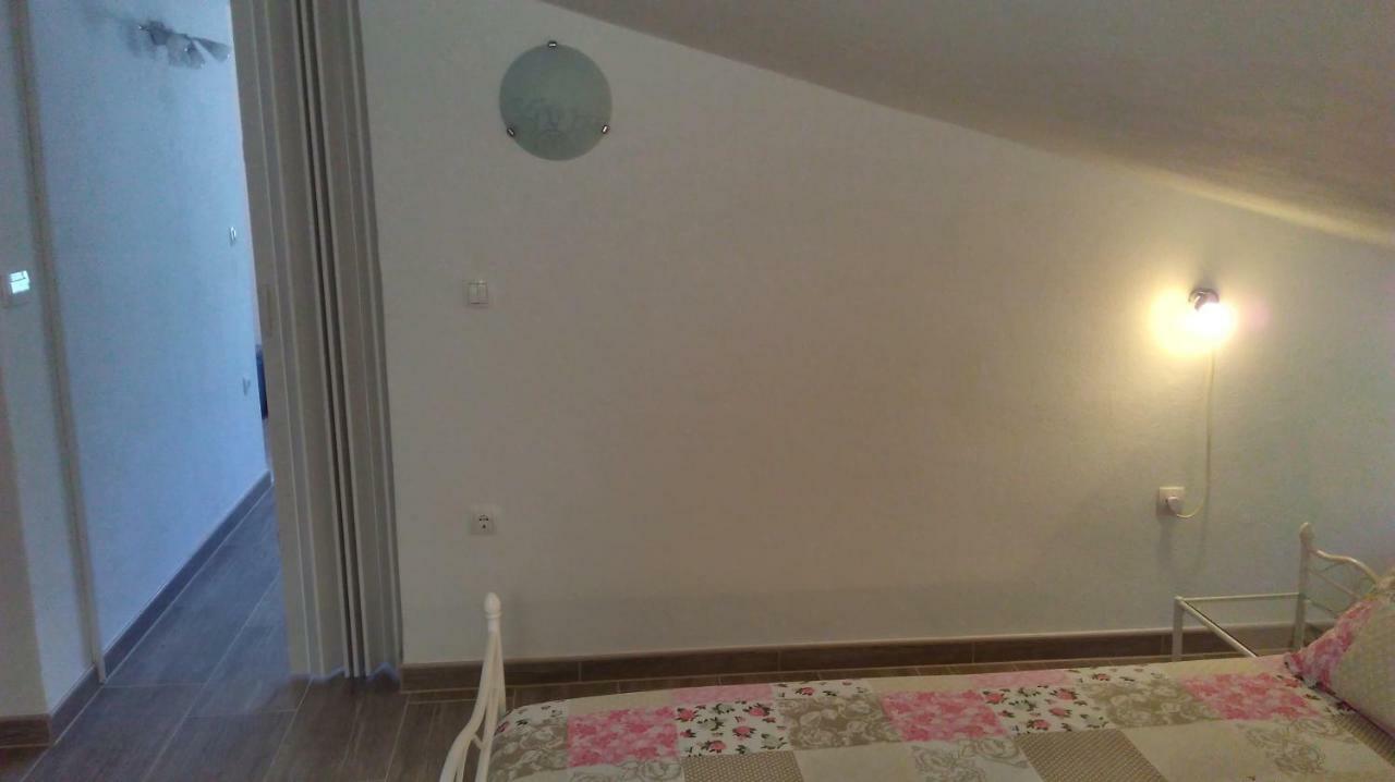 Apartment Mali Delfin